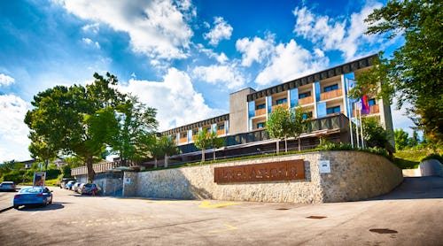Astoria Hotel - Front – © Astoria Hotel - Jost Gantar