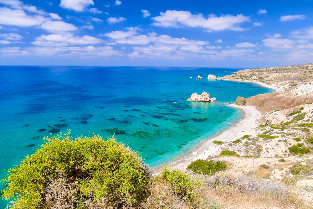 Felsen der Aphrodite bei Paphos - Zypern – © pkazmierczak – AdobeStock