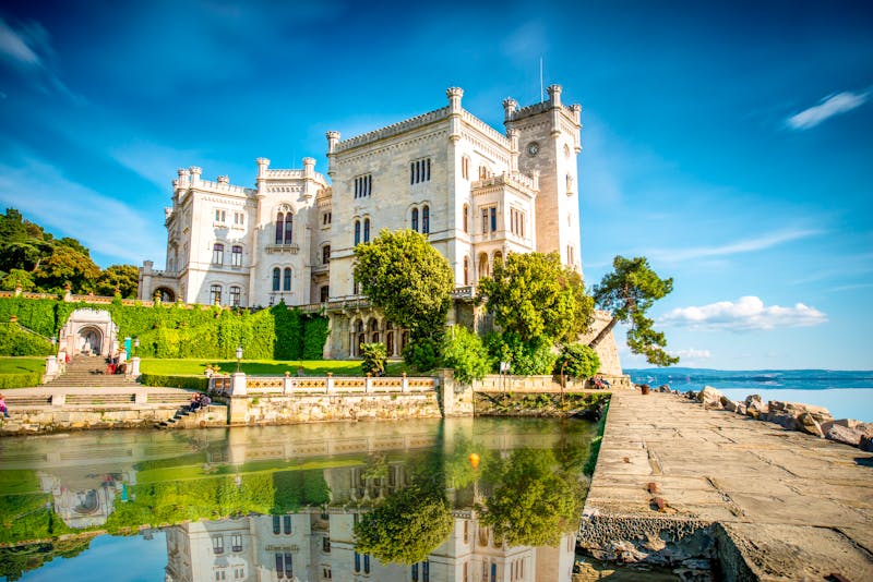 Schloss Miramare in Triest - ©rh2010 - stock.adobe.com