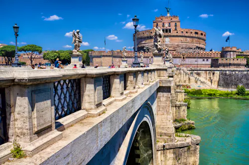 Engelsbrücke in Rom &ndash; &copy; ArTo - stock.adobe.com