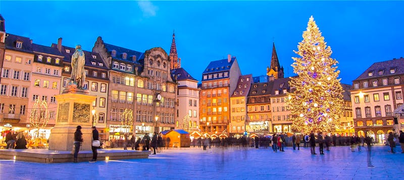 Weihnachtsmarkt in Straßburg - ©Alexi Tauzin - stock.adobe.com