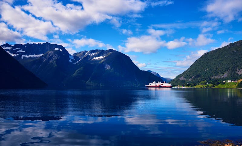 Hjorundfjord in Norwegen - ©Maiyun Kenshin - stock.adobe.com