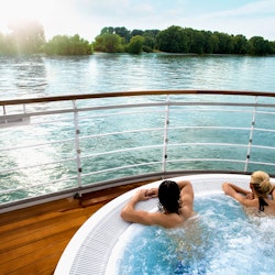 A-ROSA Viva – Pool – © A-ROSA Flussschiff GmbH