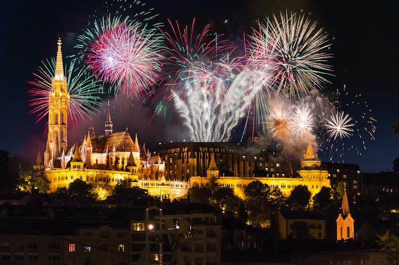 Feuerwerk in Budapest, Ungarn - ©©costadelsol - stock.adobe.com