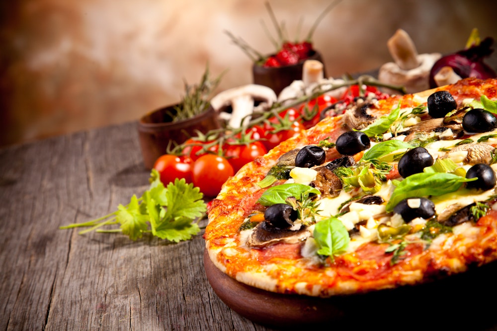 Fresh italian pizza – © ©Jag_cz - stock.adobe.com