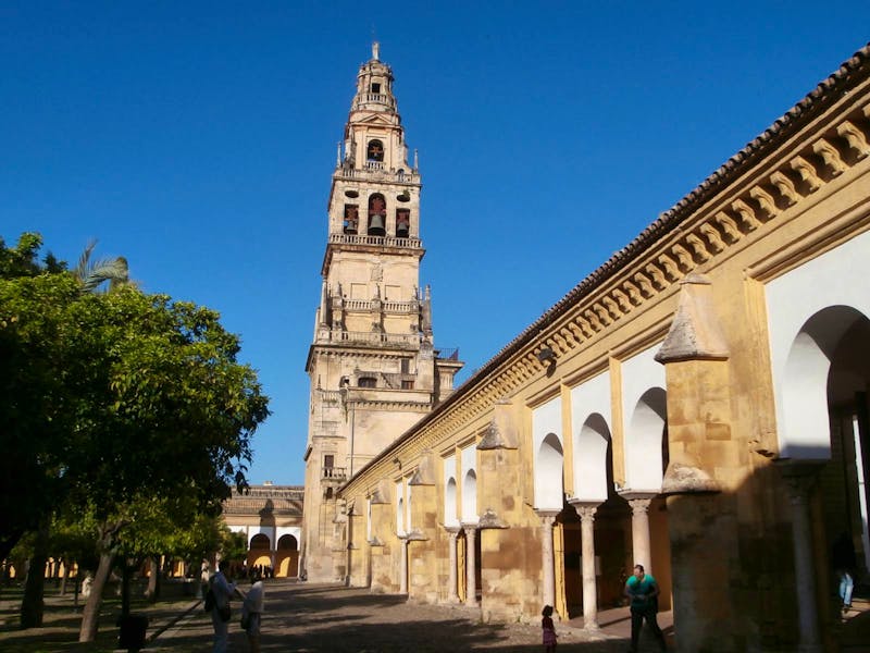 Glockenturm im Innenhof der Mezquita Cordoba - ©Ingrid Langer