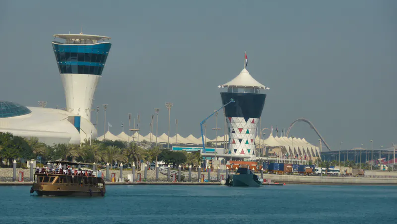 Yas Island mit Formel 1 - &copy;Eberhardt TRAVEL