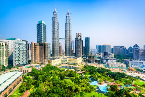 Kuala Lumpur - Die Skyline mit den Twin Towers  &ndash; &copy; ©SeanPavonePhoto - stock.adobe.com