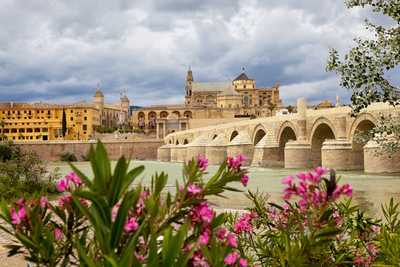 Die Römische Brücke über dem Fluss  Guadalquivir in Cordoba - ©©aphonua - stock.adobe.com