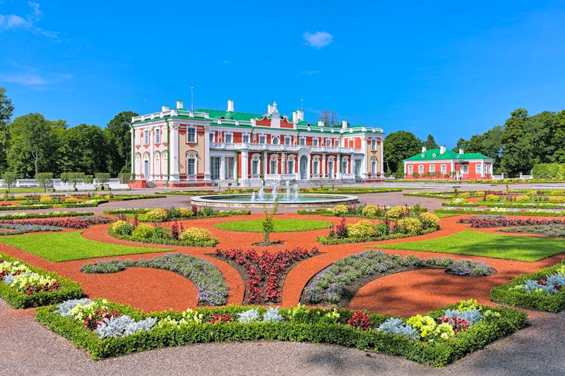 Willkommen im Schloss Kadriorg in Estland - ©©Mikhail Markovskiy - stock.adobe.com