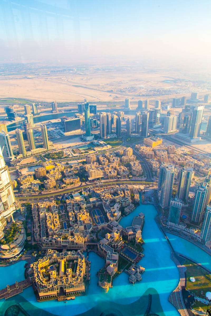 Aussicht auf Dubai vom Burj Khalifa  - ©©ingusk - stock.adobe.com