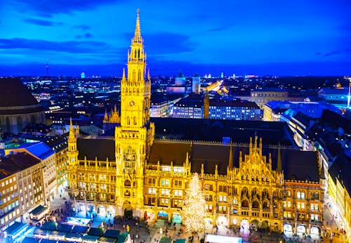 Bayern - Weihnachten in München &ndash; &copy; ©andreykr - stock.adobe.com