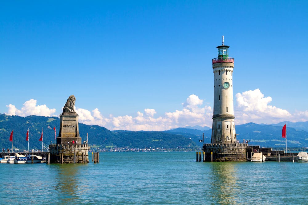 Bayern - Hafeneinfahrt von Lindau &ndash; &copy; ©blende40 - stock.adobe.com