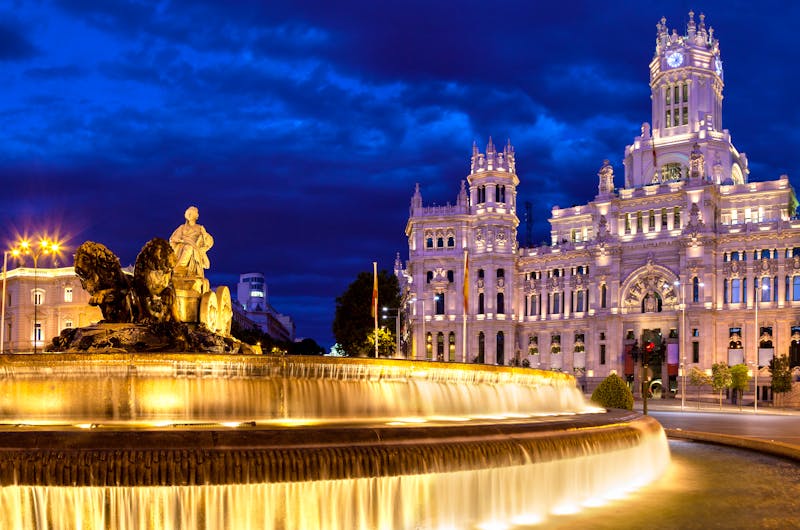 Madrid - Der Cibeles-Platz Brunnen bei Nacht  - ©©SOMATUSCANI - stock.adobe.com