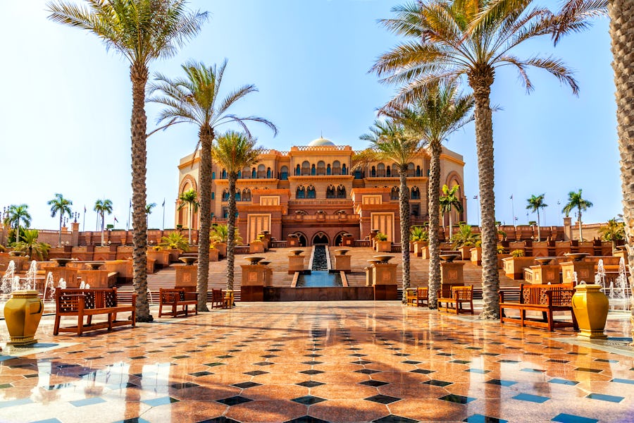 Abu Dhabi - Der majestätische Emirates Palace – © ©Marla - stock.adobe.com