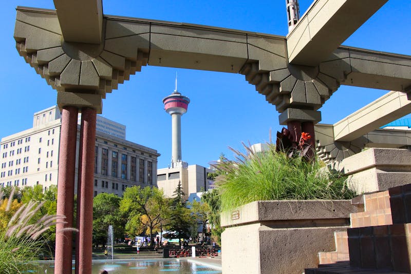 Blick vom Olympic Place auf den Calgary Tower - ©Eberhardt TRAVEL