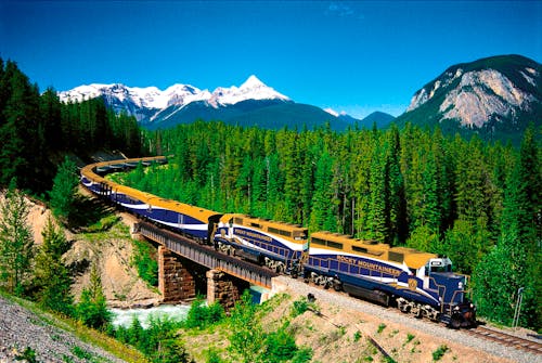 Zugfahrt mit dem Rocky Mountaineer &ndash; &copy; Rocky Mountaineer