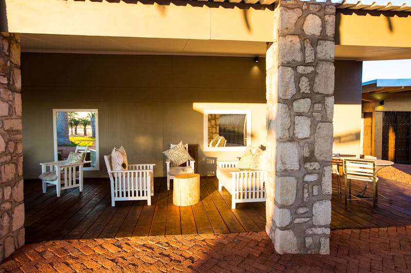 Empfang der Kalahari Anib Lodge - ©24 Atlantic 2016