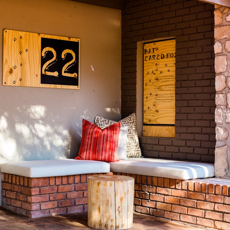 Zimmerbeispiel Standard Bungalow der Kalahari Anib Lodge - ©24 Atlantic 2016-Kalahari Anib Lodge