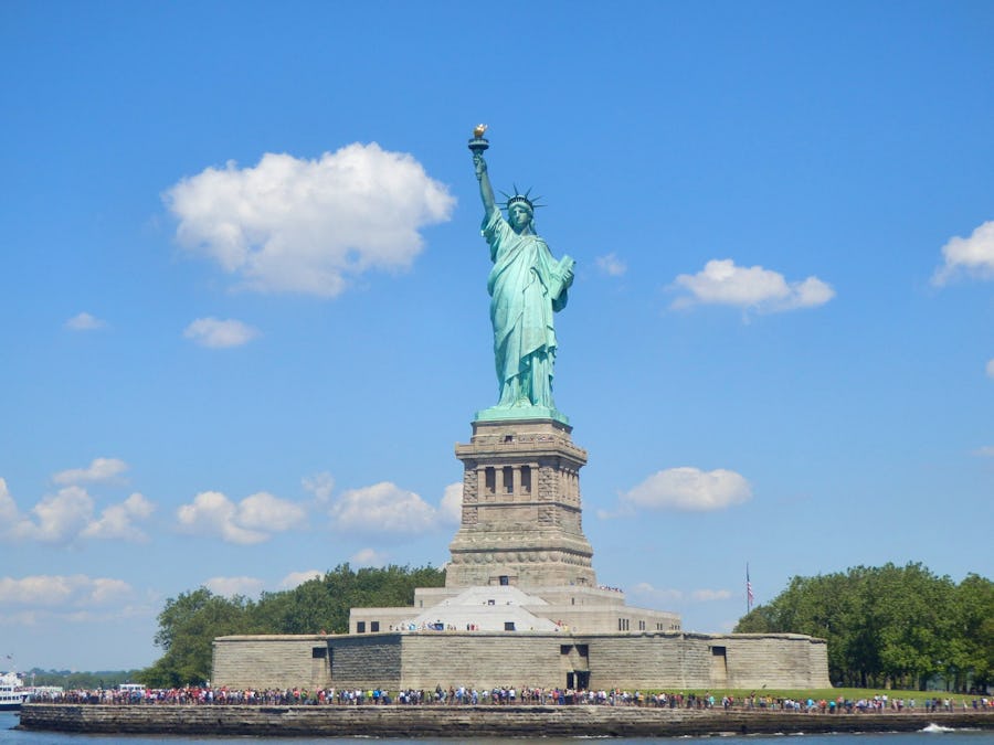 Freiheitsstatue auf Liberty Island vor New York – © Eberhardt TRAVEL