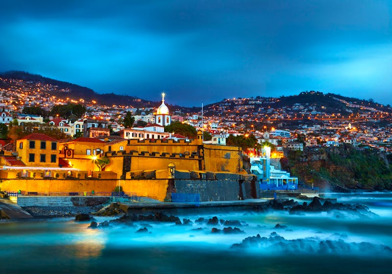 Funchal am Abend - ©©silver-john - stock.adobe.com