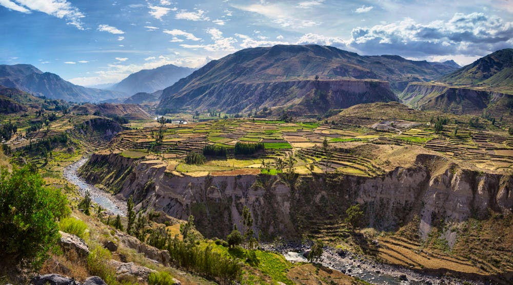Terrassenfelder am Colca-Fluss, Colca Canyon &ndash; &copy; petr - Adobe Stock