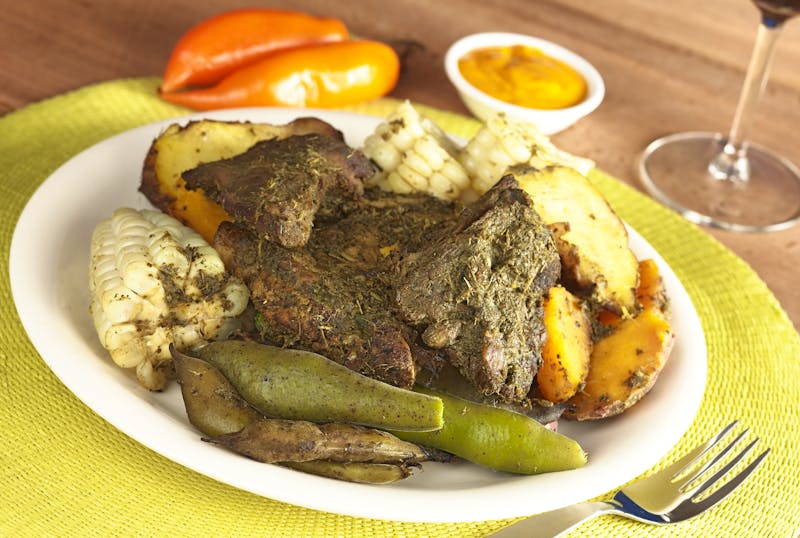 Traditionelles Pachamanca-Essen, Peru - ©Ildi - Adobe Stock