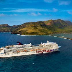 NCL Schiff Pride of America, Nawiliwili, Kauai Hawaii – © Danny Lehman - Norwegian Cruise Line