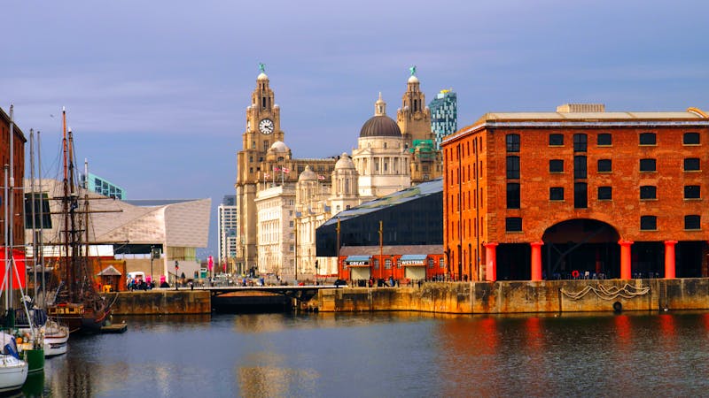 Liverpool, England, Albert Docks - &copy;Pefkos - Adobe Stock