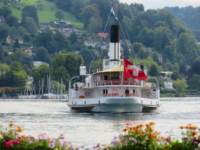 Fahrt mit dem Dampfschiff auf dem Vierwaldstättersee - ©Annette Weise