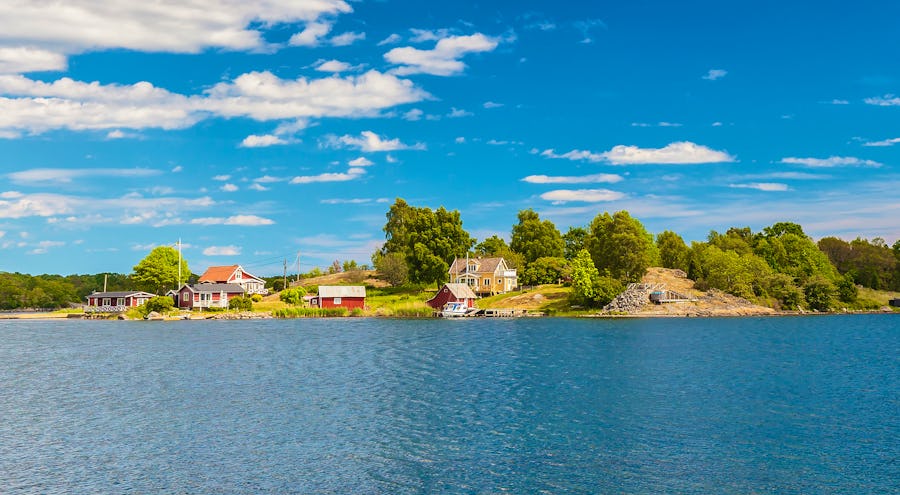 Schwedische Insellandschaft – © Martin Bergsma / Mediagram / DutchScenery - Adobe Stock