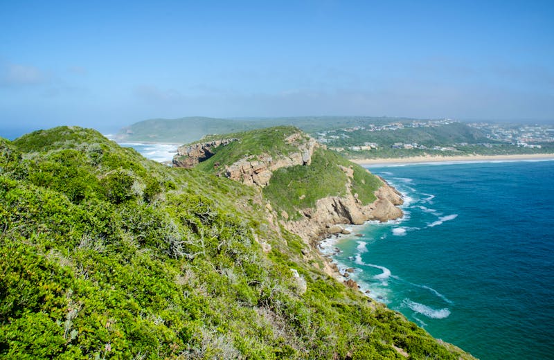 Robberg Naturreservat mit Blick über Plettenberg Bay - ©NiconPhotography - stock.adobe.com