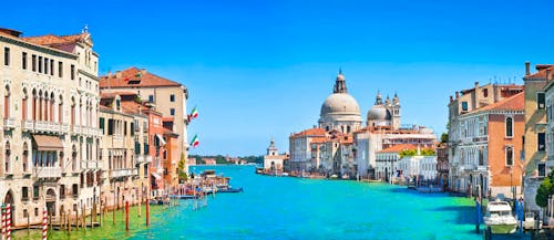 Grand Canal und Basilica Santa Maria della Salute, Venedig &ndash; &copy; JFL Photography - stock.adobe.com