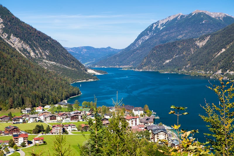 Blick auf Achenkirch - ©Raymond Thill - stock.adobe.com