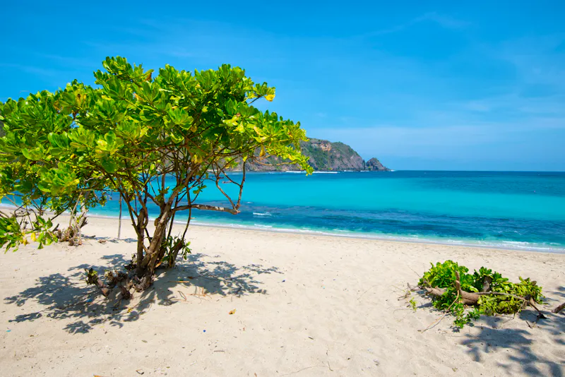 Mawun-Strand auf Lombok - &copy;huci - stock.adobe.com