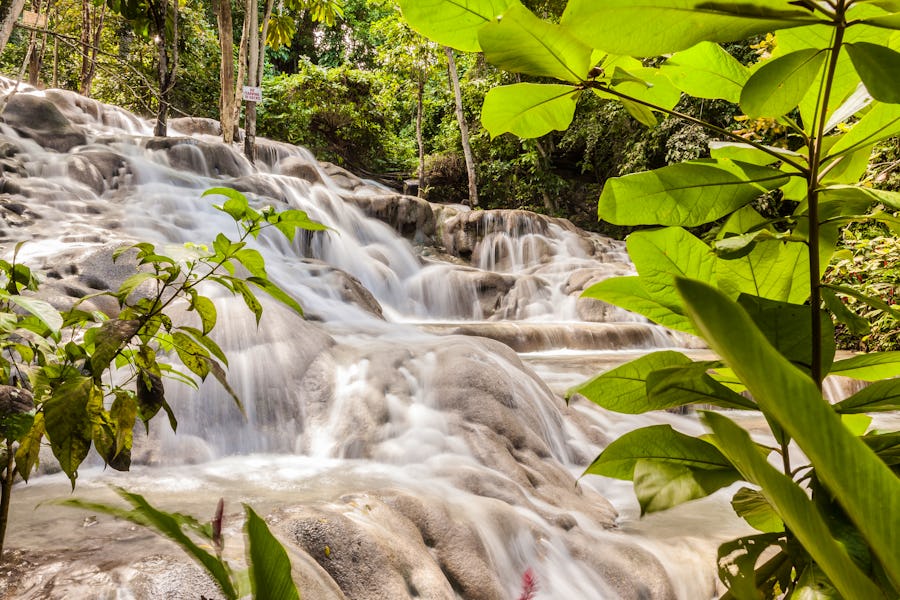 Dunn's River Falls in Jamaika – © zaschnaus - Adobe Stock