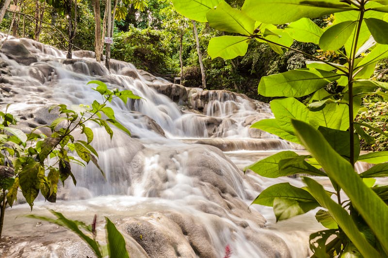 Dunn's River Falls in Jamaika - ©zaschnaus - Adobe Stock