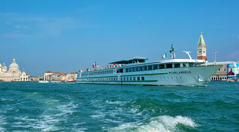 MS-Michelangelo_Fernaufnahme - &copy;Anton Götten Reisen