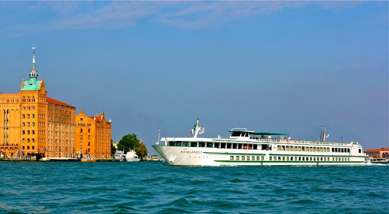 MS-Michelangelo_Kreuzfahrtschiff - ©Anton Götten Reisen