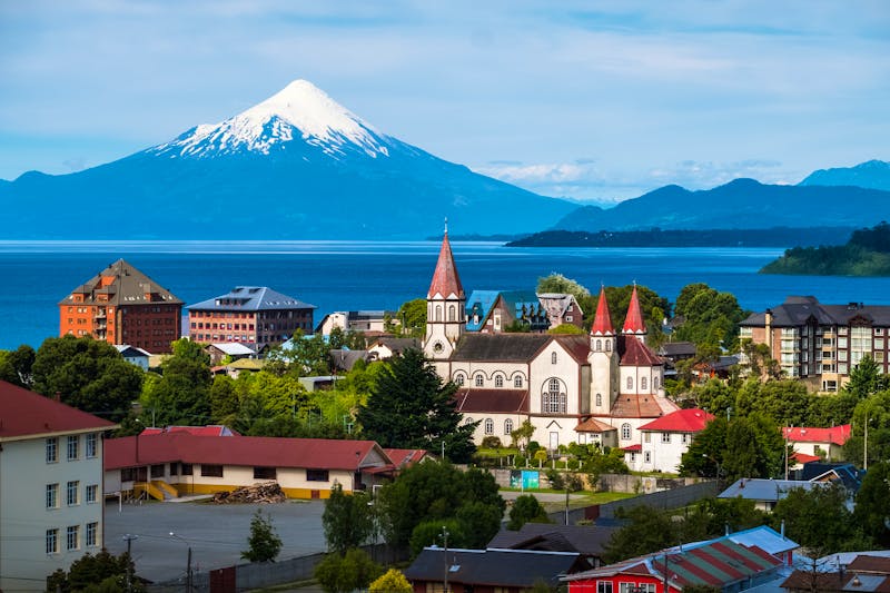 Puerto Varas mit Osorno Vulkan - ©Dudarev Mikhail - stock.adobe.com
