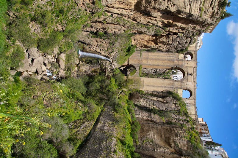 Puente Nuevo mit Wasserfall - ©Andreas Böcker