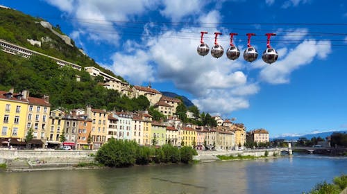 Grenobler Luftseilbahn zur Bastille &ndash; &copy; Florence Piot - stock.adobe.com