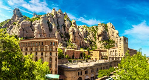 Santa Maria de Montserrat Kloster &ndash; &copy; Sergii Figurnyi - stock.adobe.com