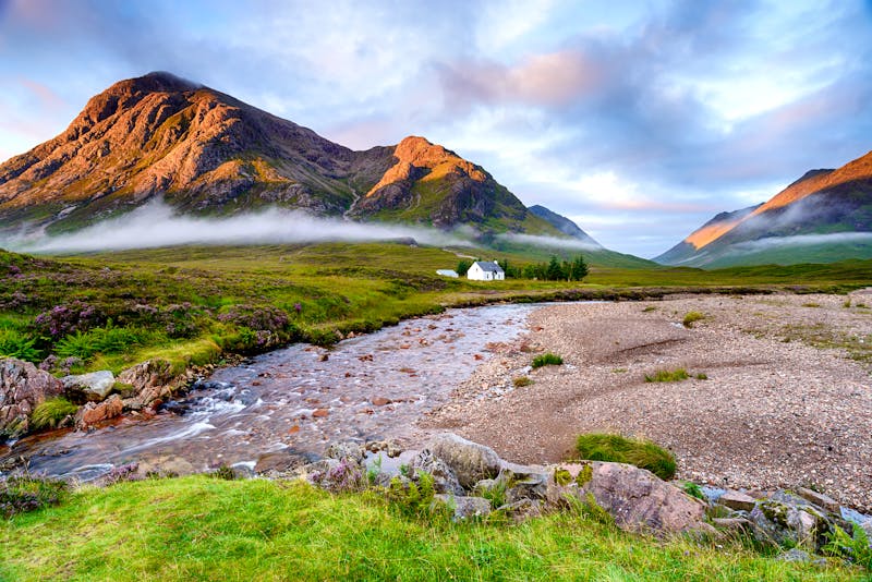 Cottage in the Mountains - ©Helen Hotson - Adobe Stockphoto