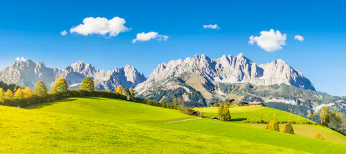 Bergpanorama Wilder Kaiser, Kitzbühel in Tirol &ndash; &copy; auergraphics - stock.adobe.com