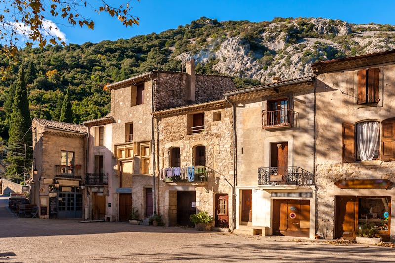 Die mittelalterliche Gemeinde Saint Guilhem Le Désert - ©Fred - stock.adobe.com