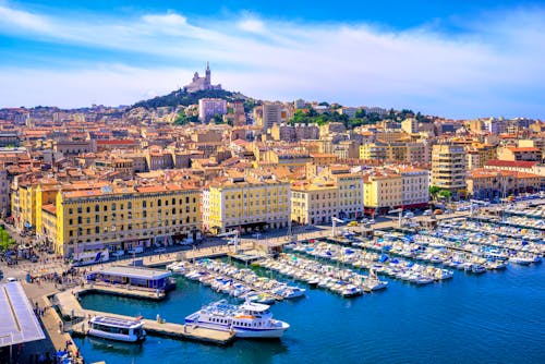 Blick auf die Altstadt von Marseilles &ndash; &copy; Boris Stroujko - stock.adobe.com