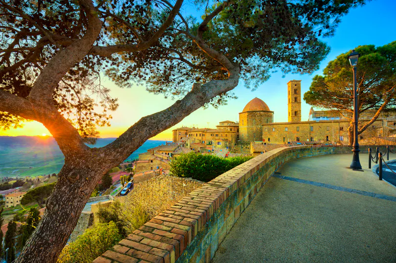 IT Toskana Volterra - &copy;stevanzz– stock.adobe.com
