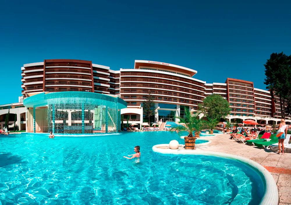 Flamingo Grand Hotel Außenpool &ndash; &copy; Flamingo Grand Hotel