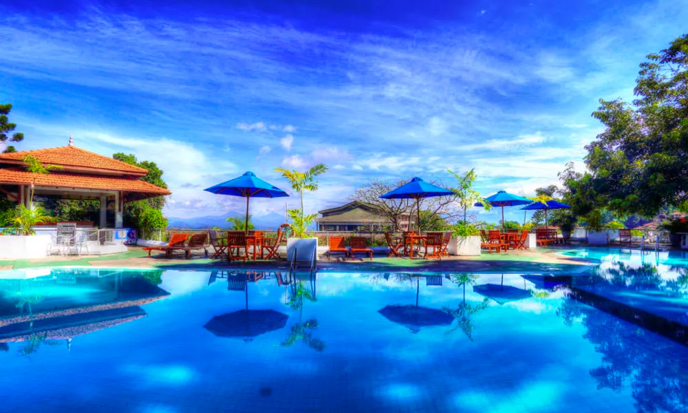 Hotel Topaz Kandy Poolanlage&nbsp;&ndash;&nbsp;&copy;&nbsp;Hotel Topaz Kandy